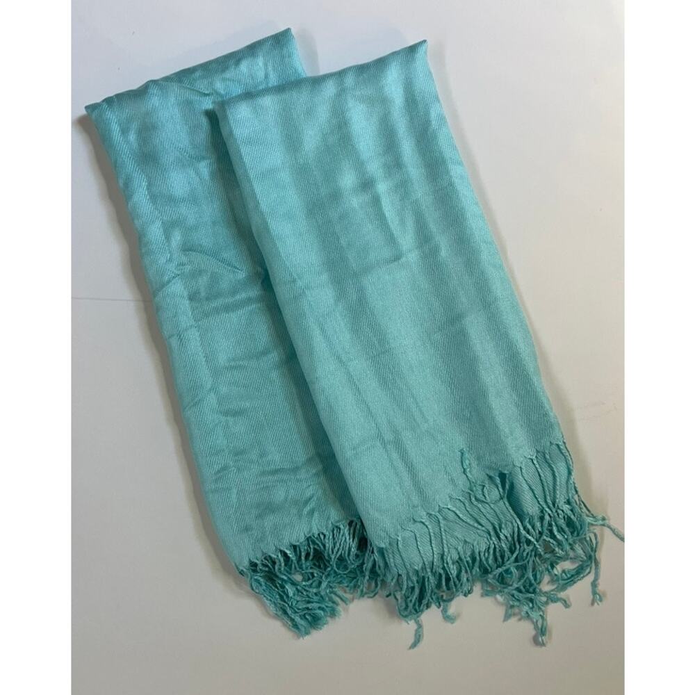 Pashmina Scarf Shawl Teal with Fringe Edges Pre-Owned